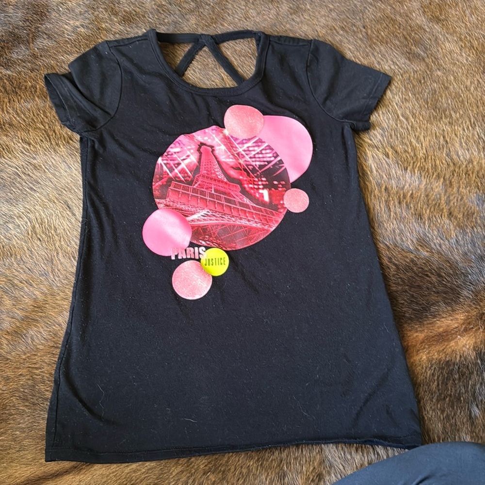 Cute justice tshirt. Girls 8. Great condition!